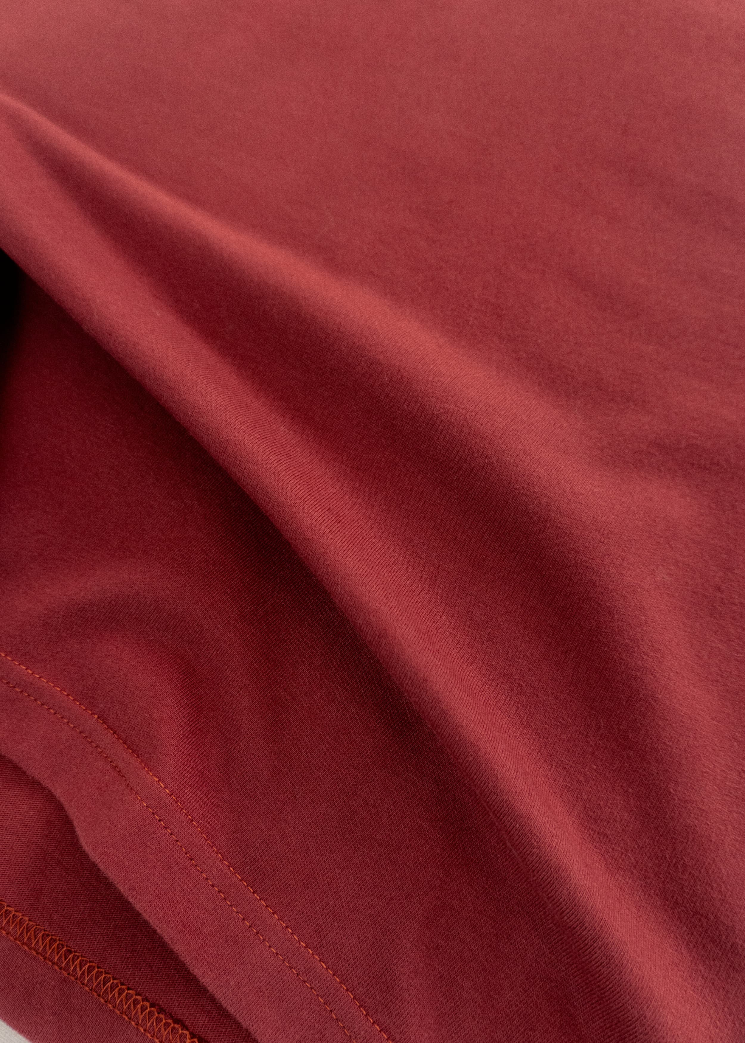 Détail matière jersey coton bio fired brick — B.H Menswear